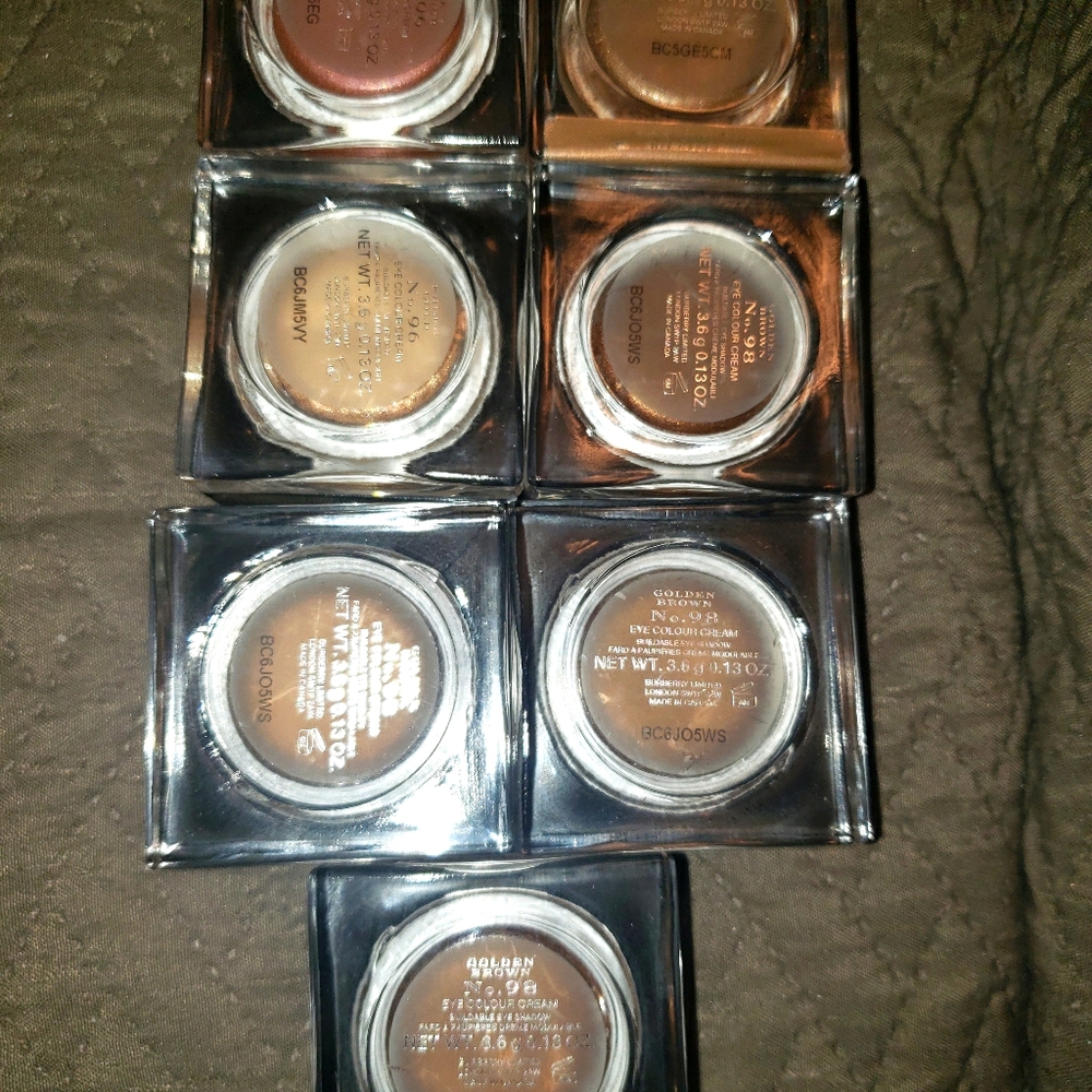 Eye shadow